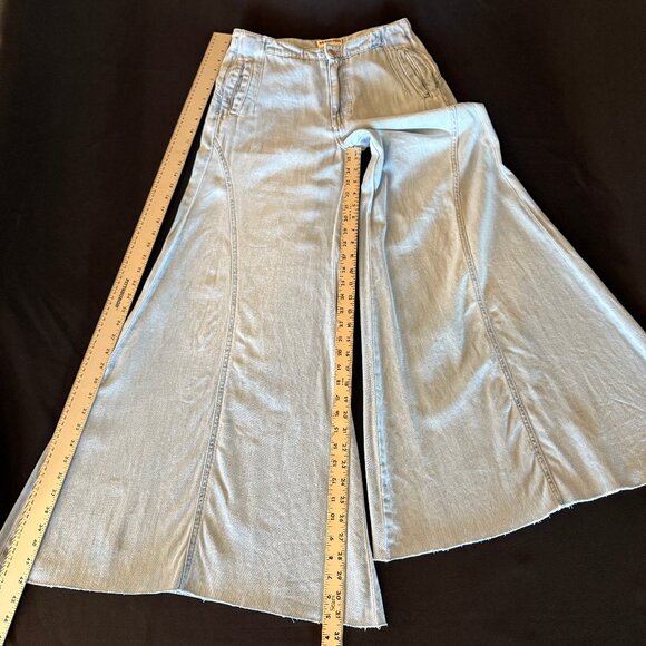 Free People Chase The Sun Extreme Wide-Leg Jeans Sz 27 - Picture 8 of 15